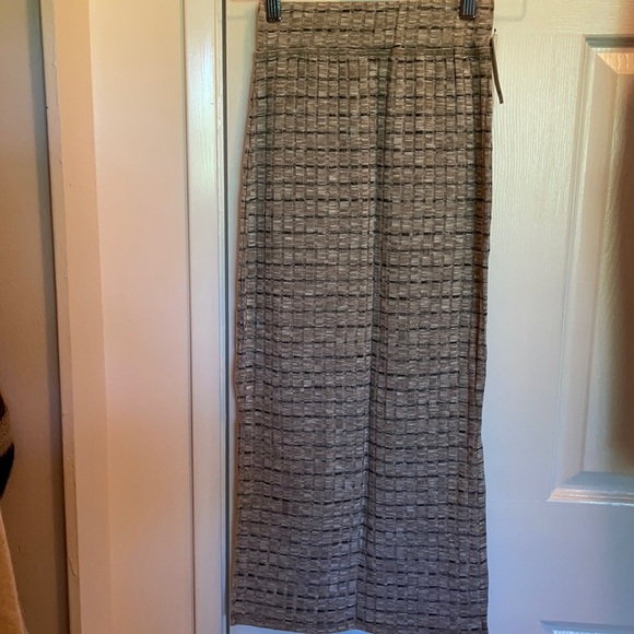 Wilfred Free Verushka midi skirt - Picture 3 of 7